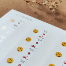 Afbeelding in Gallery-weergave laden, Smiley-postzegels (5 stuks) 🙂
